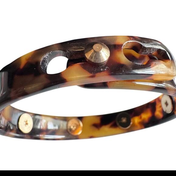 Tory Burch - Tortoise Shell Logo Medallion Bracelet Bangle - Picture 4 of 6